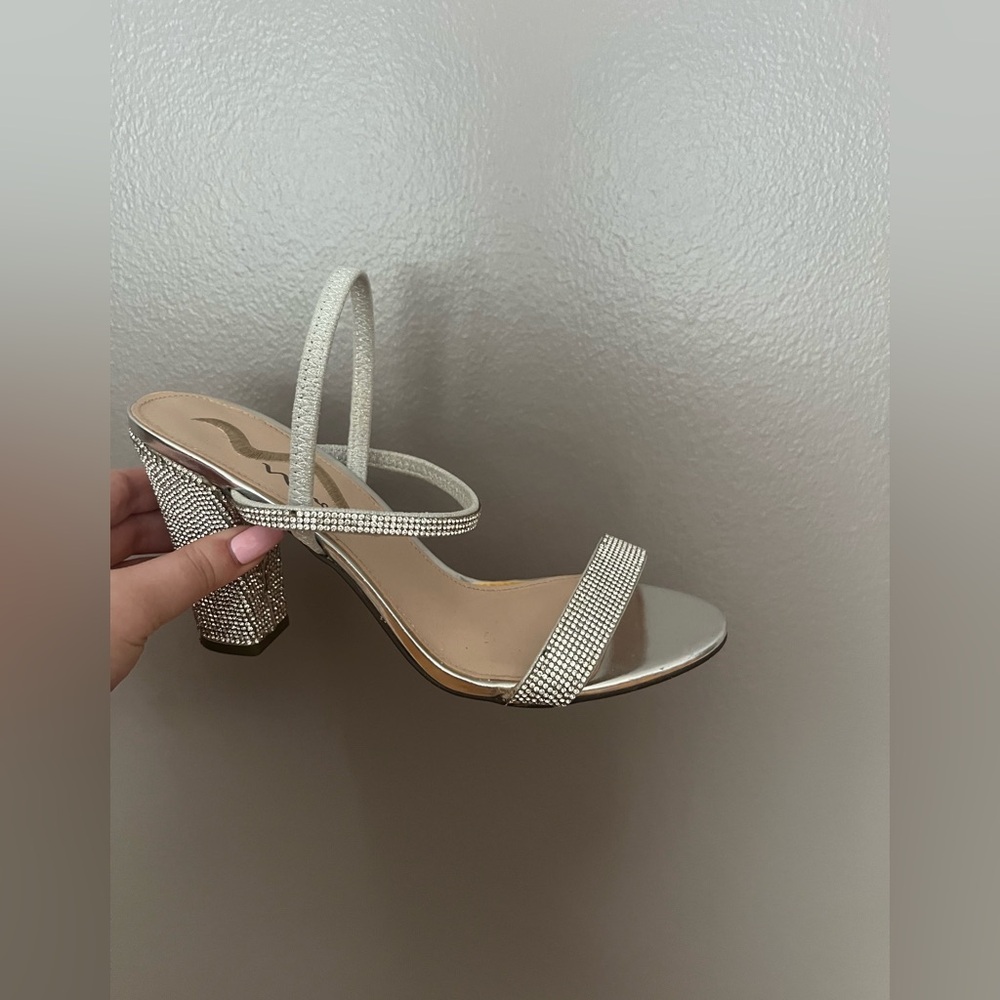 Women’s sparkly silver heels